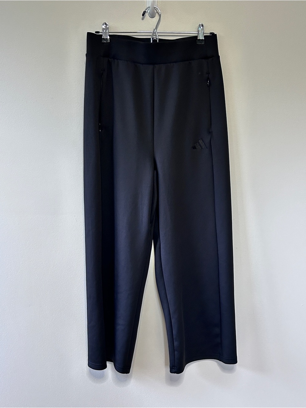 Adidas Women’s Mesium Black Wide Leg Pants Stretch Recycled Polyester 2025 - Picture 2 of 11